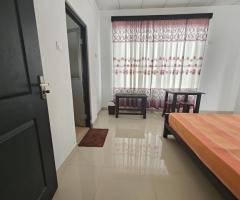 Rooms and apartments Negombo Beach Side